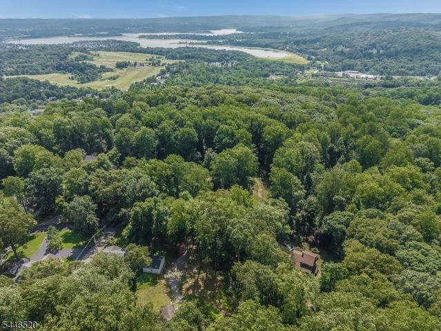 60 Fine Road, High Bridge Boro, NJ 08829