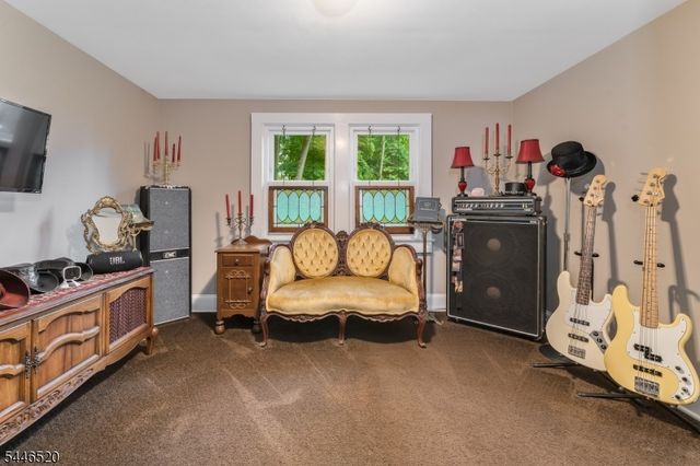60 Fine Road, High Bridge Boro, NJ 08829
