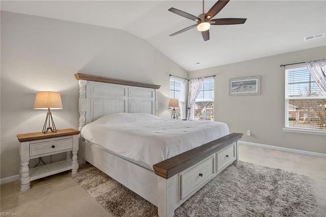 209 Bennetts Grove LN, Suffolk, VA 23435