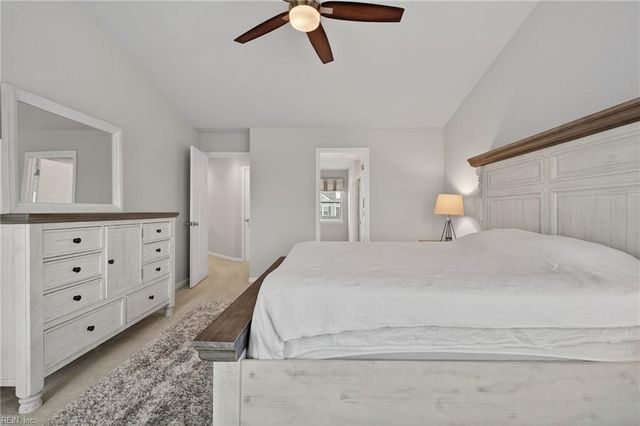 209 Bennetts Grove LN, Suffolk, VA 23435