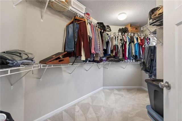 209 Bennetts Grove LN, Suffolk, VA 23435