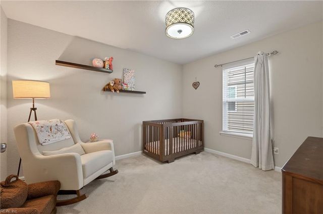 209 Bennetts Grove LN, Suffolk, VA 23435