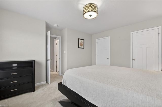 209 Bennetts Grove LN, Suffolk, VA 23435