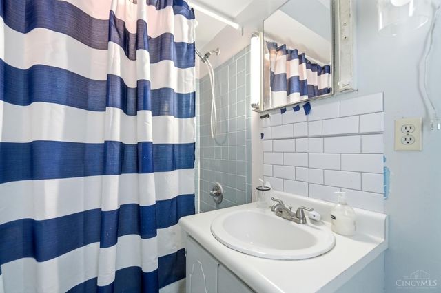 7941 Hunters Ridge Drive, West Chester, OH 45069