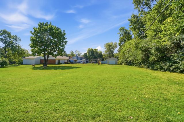 7941 Hunters Ridge Drive, West Chester, OH 45069
