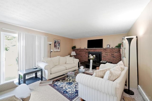 7941 Hunters Ridge Drive, West Chester, OH 45069