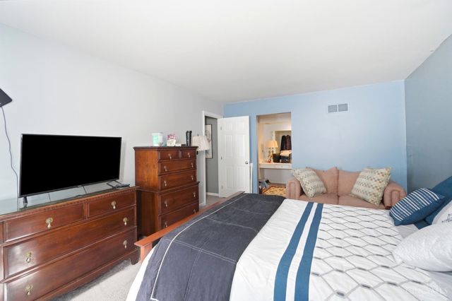 7941 Hunters Ridge Drive, West Chester, OH 45069