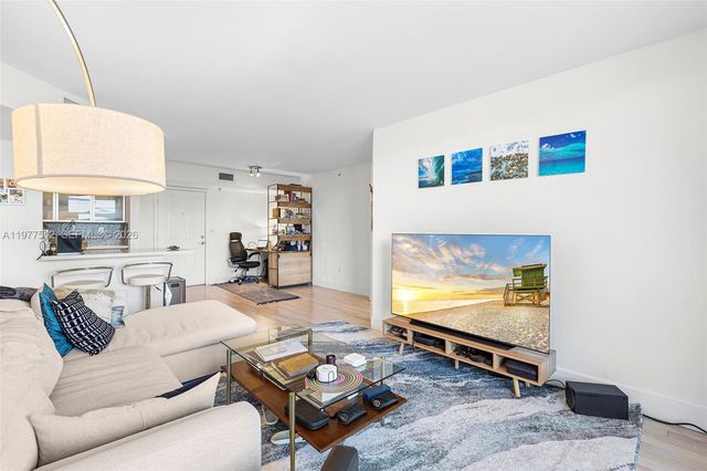 1621 Bay Rd 505, Miami Beach, FL 33139