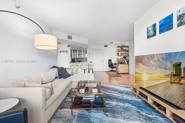 1621 Bay Rd 505, Miami Beach, FL 33139