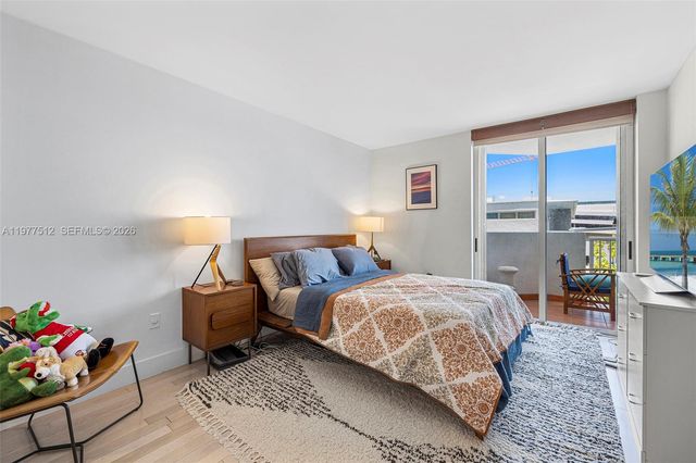 1621 Bay Rd 505, Miami Beach, FL 33139