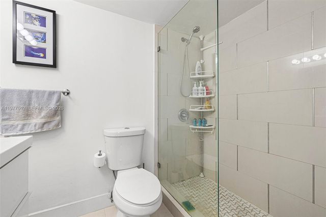 1621 Bay Rd 505, Miami Beach, FL 33139