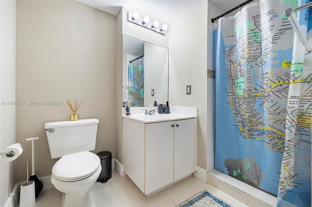 1621 Bay Rd 505, Miami Beach, FL 33139