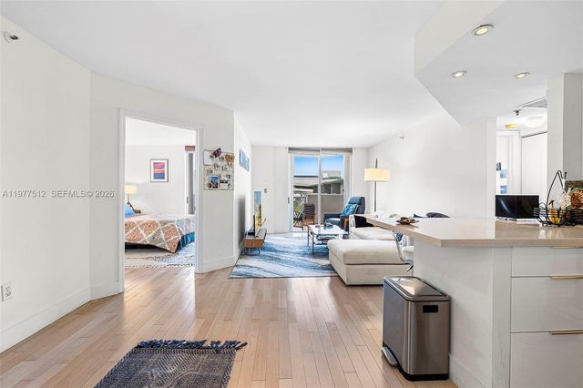 1621 Bay Rd 505, Miami Beach, FL 33139