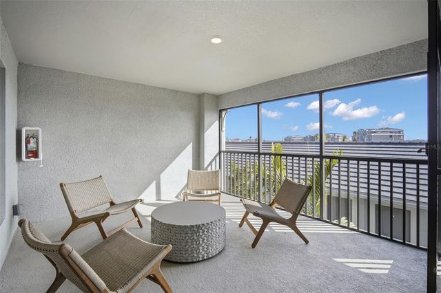 18923 SCALLOP LOOP 104, Lakewood Ranch, FL 34202