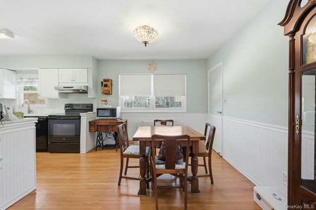 111 King Street, Hicksville, NY 11801