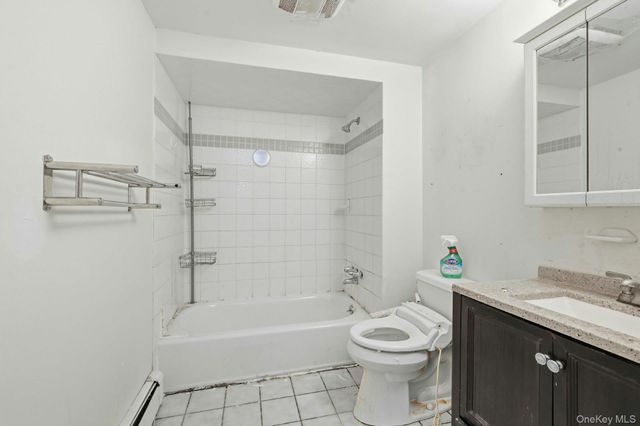 111 King Street, Hicksville, NY 11801