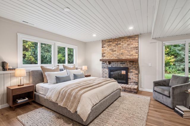 3874 Dolomite Drive, Eagan, MN 55122