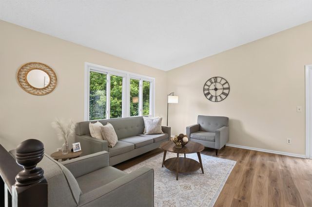 3874 Dolomite Drive, Eagan, MN 55122