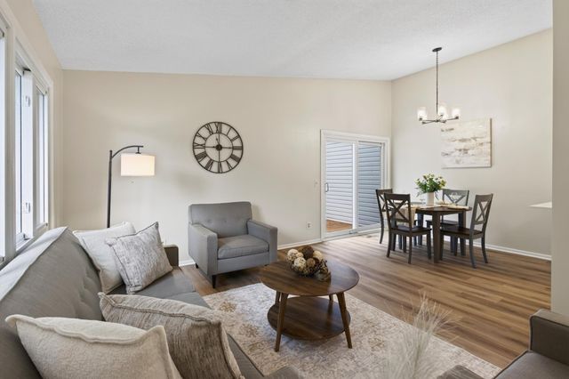 3874 Dolomite Drive, Eagan, MN 55122