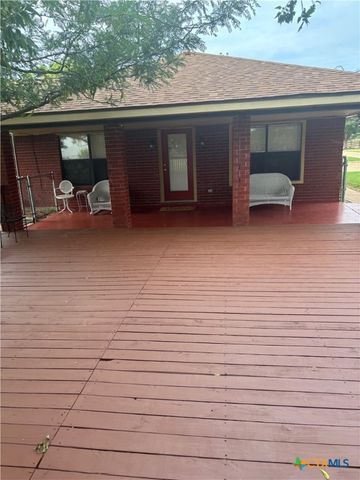 532 Whispering Oaks Drive, Copperas Cove, TX 76522