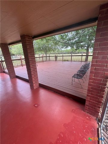 532 Whispering Oaks Drive, Copperas Cove, TX 76522