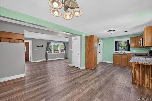 3133 Abbott Road, Orchard Park, NY 14217