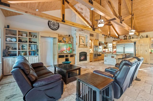 201 Harbor Run Drive, Coldspring, TX 77331