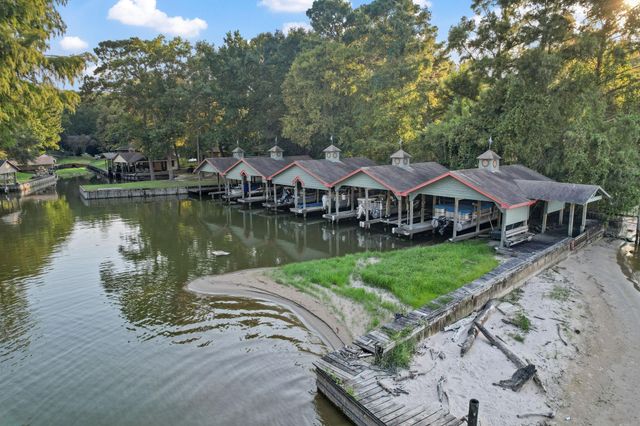 201 Harbor Run Drive, Coldspring, TX 77331