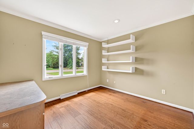 3980 Waycross Drive, Columbus, IN 47203