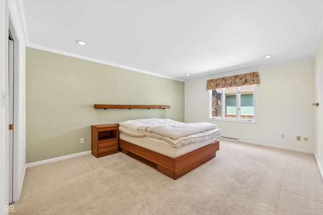 3980 Waycross Drive, Columbus, IN 47203