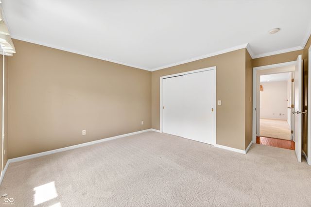 3980 Waycross Drive, Columbus, IN 47203