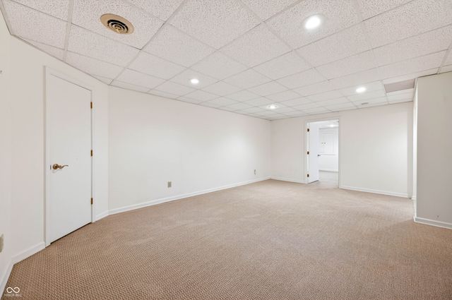 3980 Waycross Drive, Columbus, IN 47203