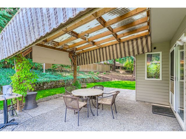 8225 Sw GEARHART Dr, Beaverton, OR 97007