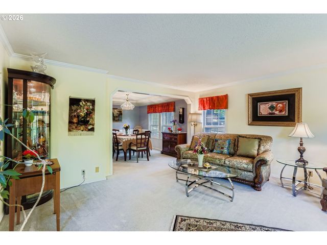 8225 Sw GEARHART Dr, Beaverton, OR 97007