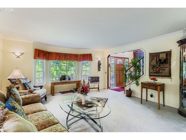 8225 Sw GEARHART Dr, Beaverton, OR 97007