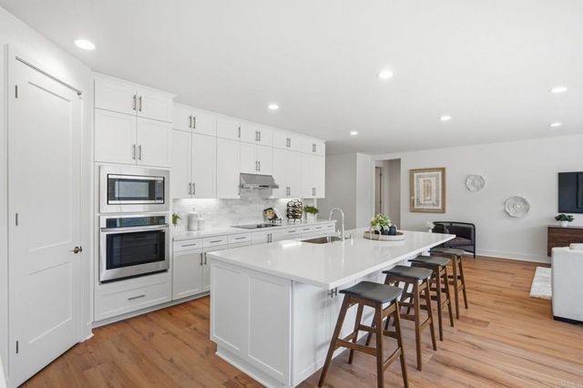 3521 Butler Place, Escondido, CA 92027