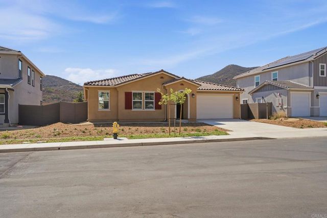 3521 Butler Place, Escondido, CA 92027