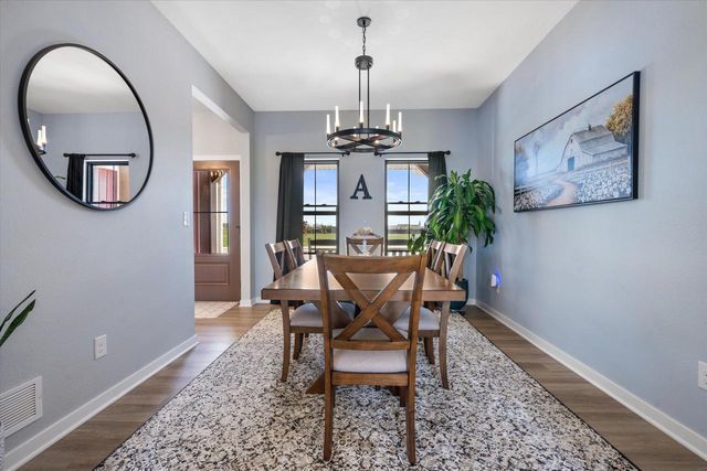 1311 Whalen DRIVE, Oconomowoc, WI 53066