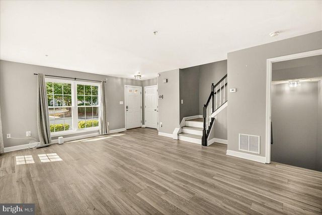 5601 ROCKLEDGE CT, Frederick, MD 21703
