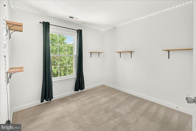 5601 ROCKLEDGE CT, Frederick, MD 21703