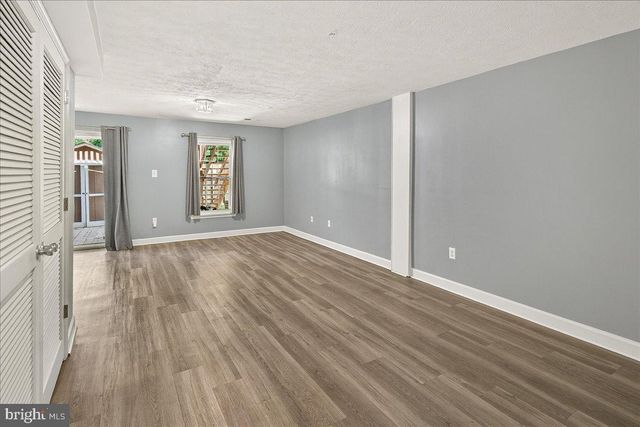 5601 ROCKLEDGE CT, Frederick, MD 21703