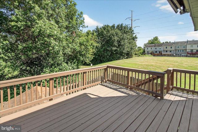 5601 ROCKLEDGE CT, Frederick, MD 21703