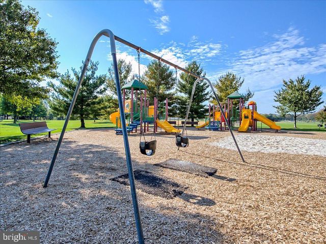 5601 ROCKLEDGE CT, Frederick, MD 21703