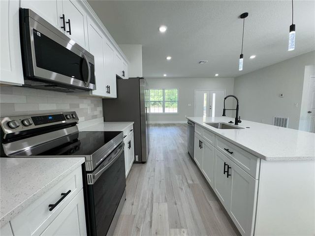 7983 N POCONO DRIVE, Citrus Springs, FL 34434