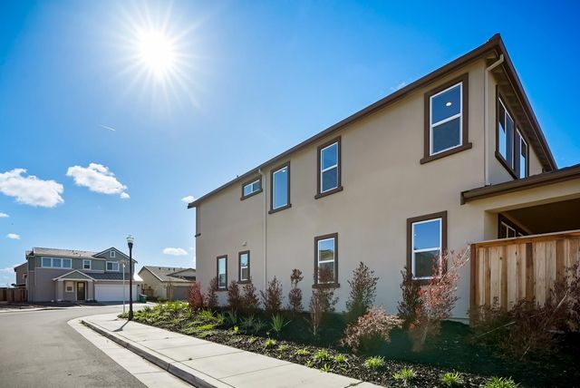 157 Bodega Dr, Lodi, CA 95240