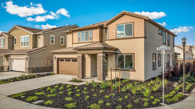 157 Bodega Dr, Lodi, CA 95240