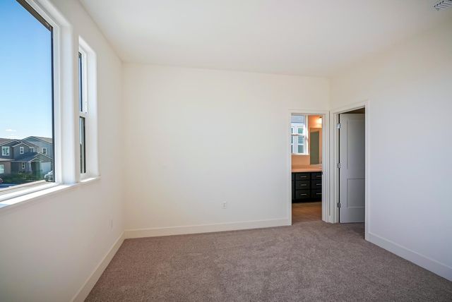 157 Bodega Dr, Lodi, CA 95240