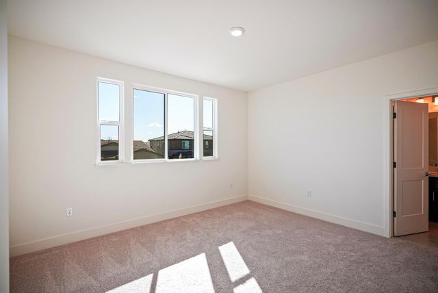 157 Bodega Dr, Lodi, CA 95240