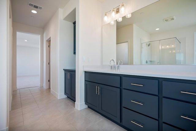 157 Bodega Dr, Lodi, CA 95240