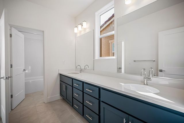 157 Bodega Dr, Lodi, CA 95240